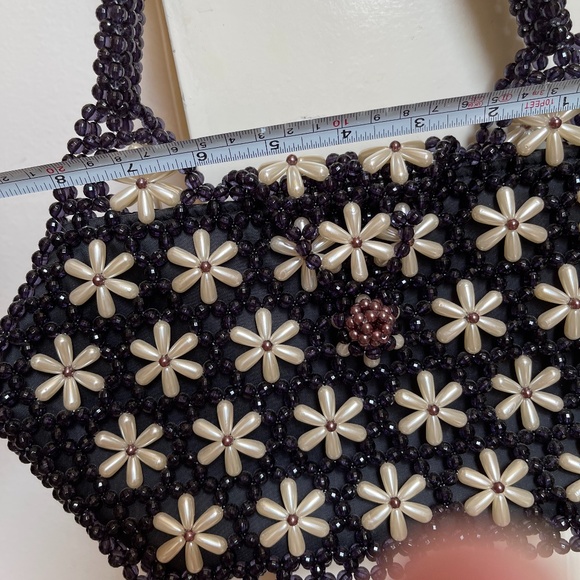 Handbag - Picture 8 of 10